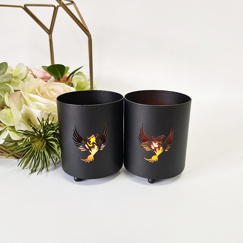 Wholesale Candlestick Custom Pattern Scented Candle Glass Jars Decoration Metal Candle Holders