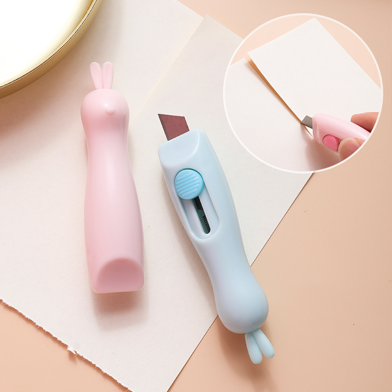 Hot Sale Student Simple Rabbit Utility Knife Retractable Portable Mini Blade Cute Cutter Knife