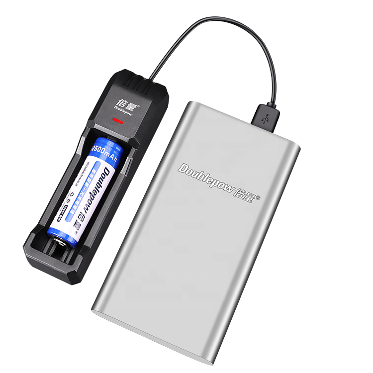 Прямая продажа с фабрики один 18650 батарея usb зарядное устройство 3,7 V 18650 литий-ионная аккумуляторная батарея зарядное устройство