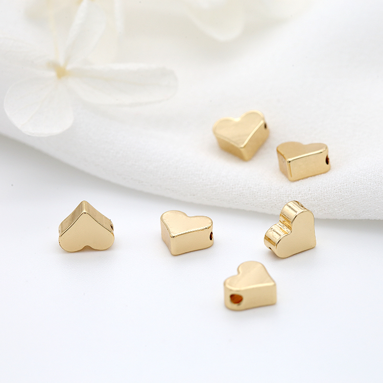 Wholesale Brass Heart Charms 14K Gold Plated Heart shape Charms for Bracelets Bulk Jewelry Mkaing