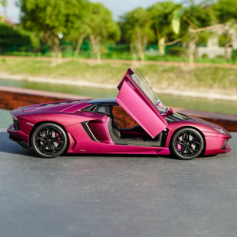 1:18 литья под давлением модели FX оригинальный LP700-4 брелок для автомобильных ключей, модель для подарка украшения
