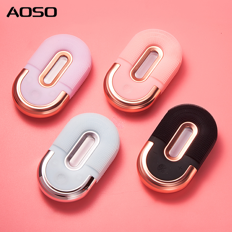 3 In 1 Led Light Therapy Facial Brush IPX6 Waterproof Silicone Face Cleaning Brush With Wireless Inductive Charging