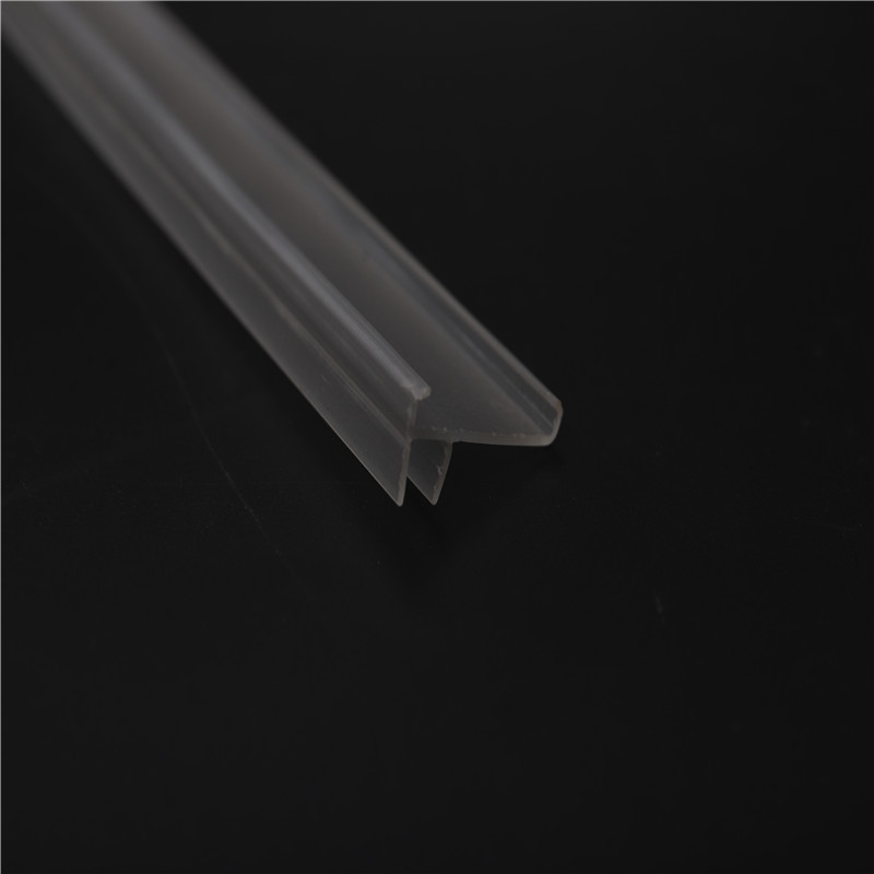 Linear lenses led extrusion PMMA profile with integrated clip fixing compatible with many different LED modules on the market