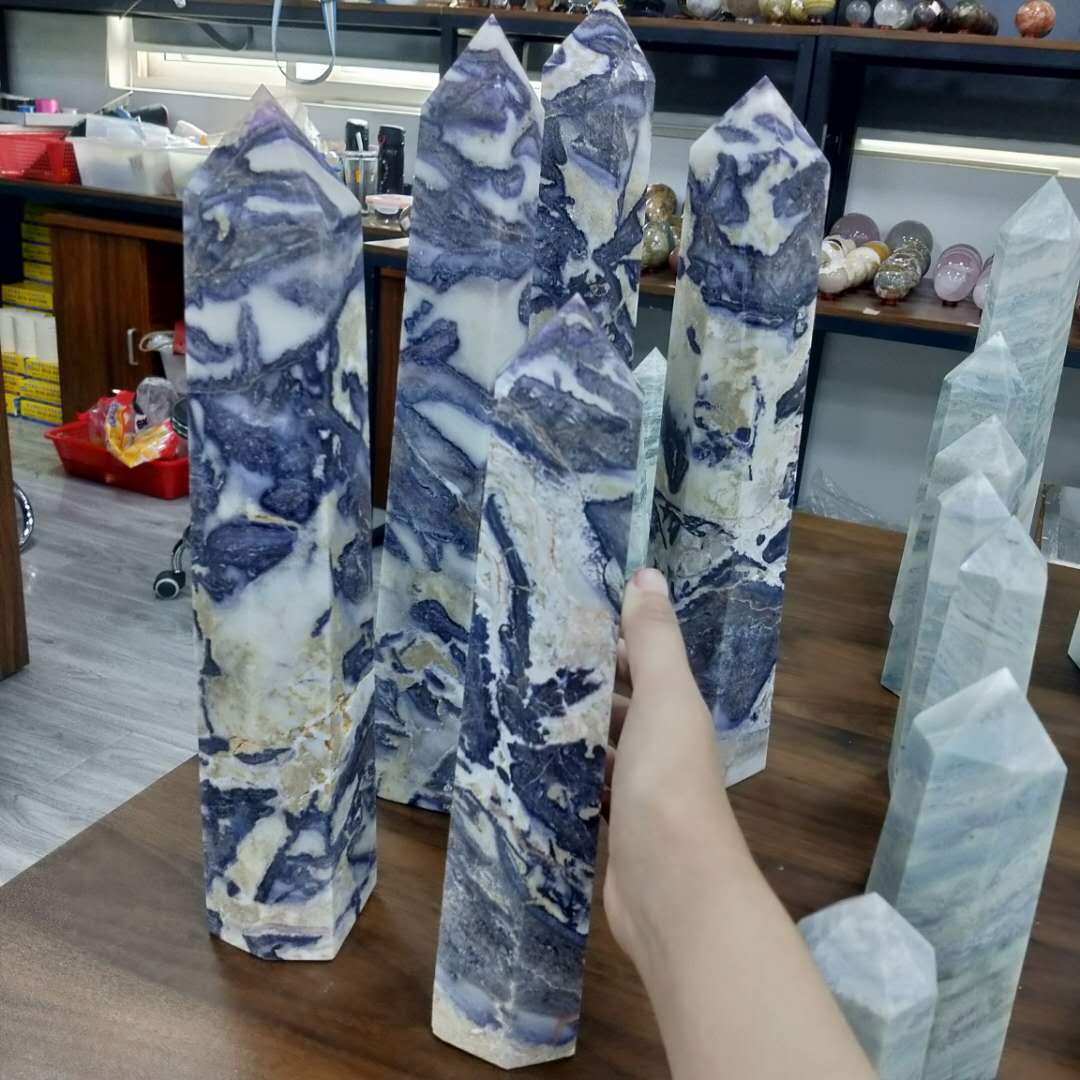Natural Big Size Blue Crystals Healing Stones Tiffany Quartz Crystal Tower Point for Feng shui