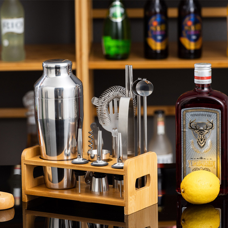 Manjia Bar Tool Set Rustic Wood Stainless Steel Bartender Kit Factory Customized Martini Boston Shaker Bartender Kit