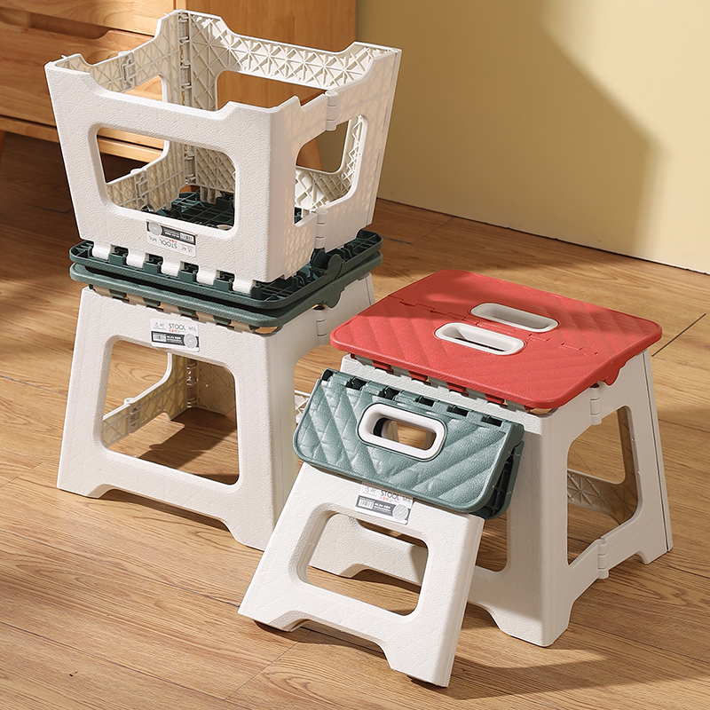 Wholesale Plastic Folding Stool Kids Retractable Portable Small Chair Collapsible Outdoor Stool Plastic Foldable Stool