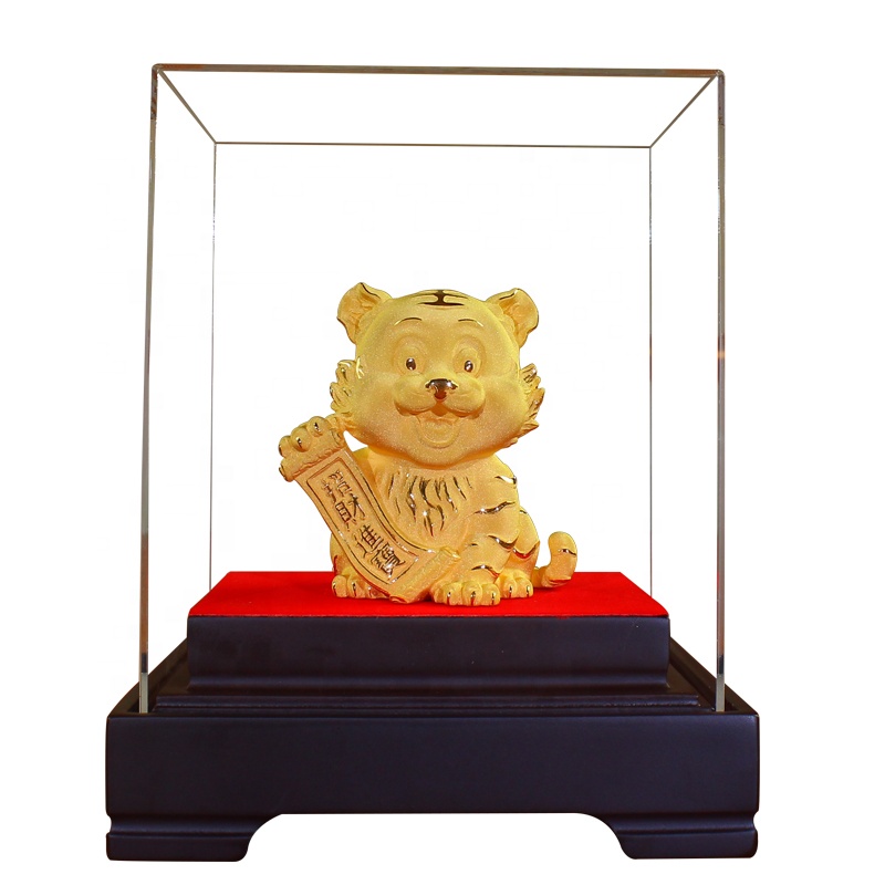 Custom Chinese New Year Tiger 2022 Mascot 24K Standing Gold Animal Statue Tiger Figurine Home Decor Bank Insurance Company Gifts