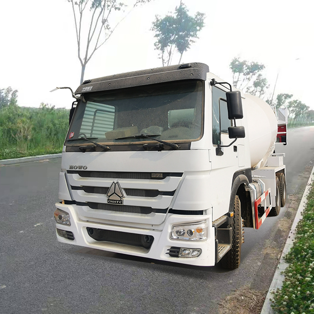 China Shandong Heavy Truck Howo Concrete Mixer Cement Mixer for Sale