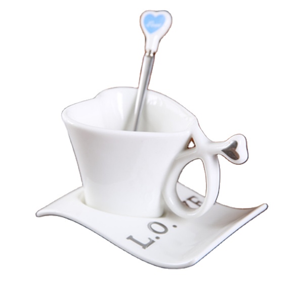 SCD-5-CM017 Love Heart Shaped керамические чашки и блюдца-кофейных и чайных церемоний из мультфильма «головоломка» в форме сердца чашки и блюдца, разноцветный