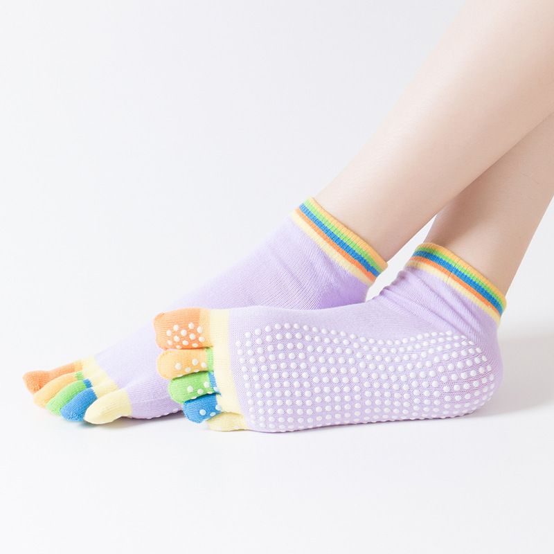 Men's and women's split toe socks thin silicone anti slip Yoga socks summer sports fitness dance Pilates five finger socks