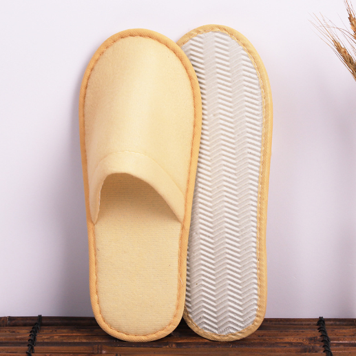 Chinese Brand Various Styles Of Beautiful Young Fashion Moderate Softness Cozy Convenient Disposable Hotel Slippers