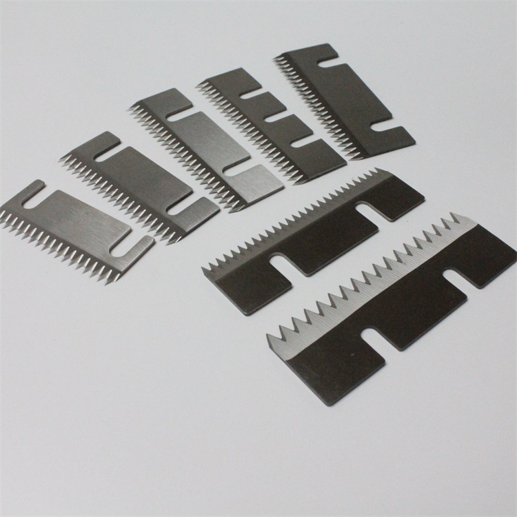 HSS Food Packaging Bag Serrated Cutting Knife Tooth Shape Blade In Packaging Industry