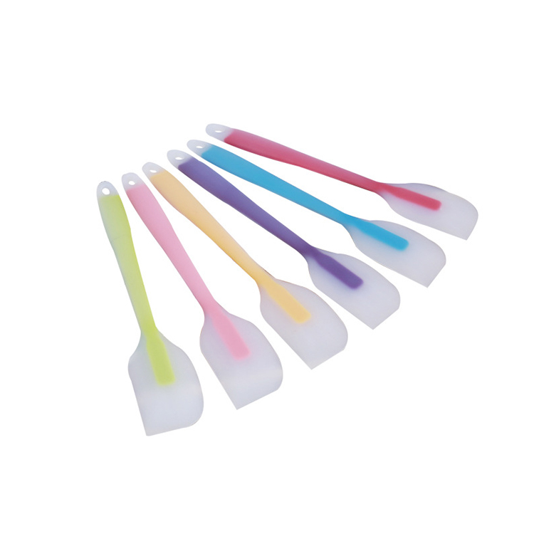One-piece large translucent silicone spatula baking tool Stirring spatula cake cream spatula