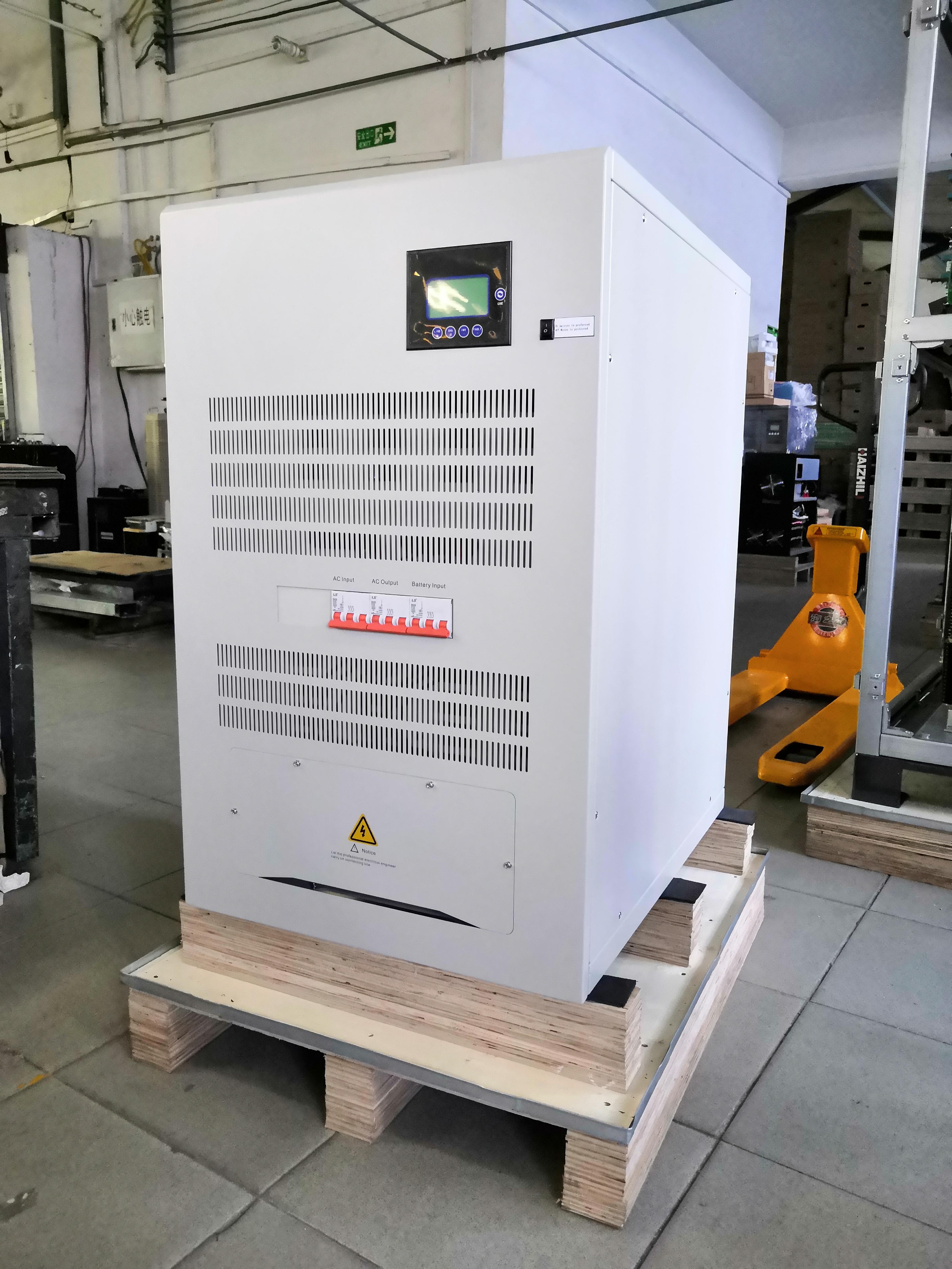 60KW 80KW 100KW 150KW 200KW трехфазный мощность чистая синусоида инвертор высокая эффективность Солнечный водяной насос инвертор