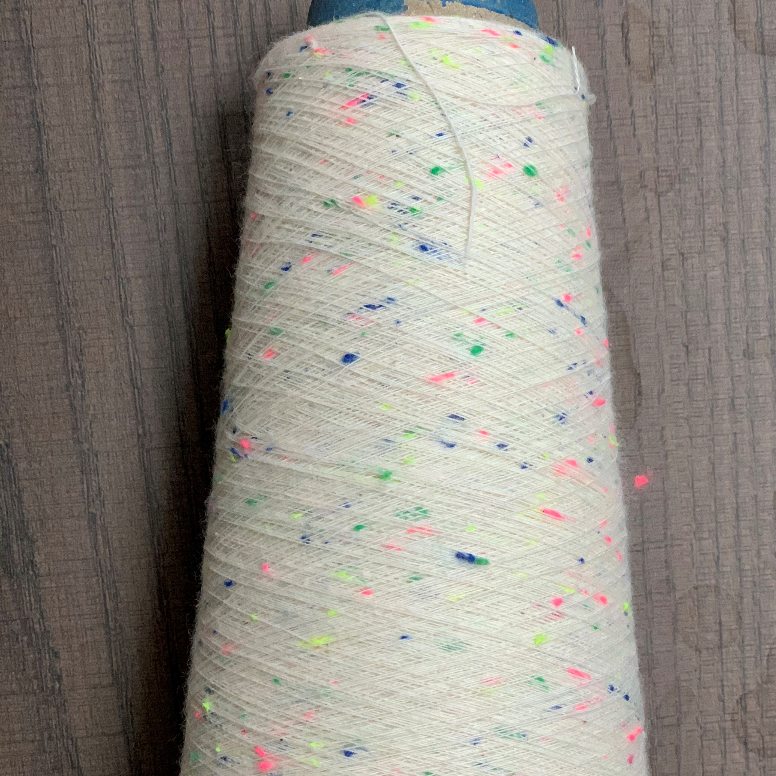 Смешанная пряжа из хлопка и полиэстера