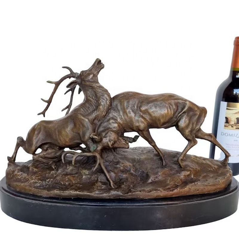 Bronze sculpture - Fighting red deer - Wild fight - Wild animals in bronze - Hunting lodge decoration