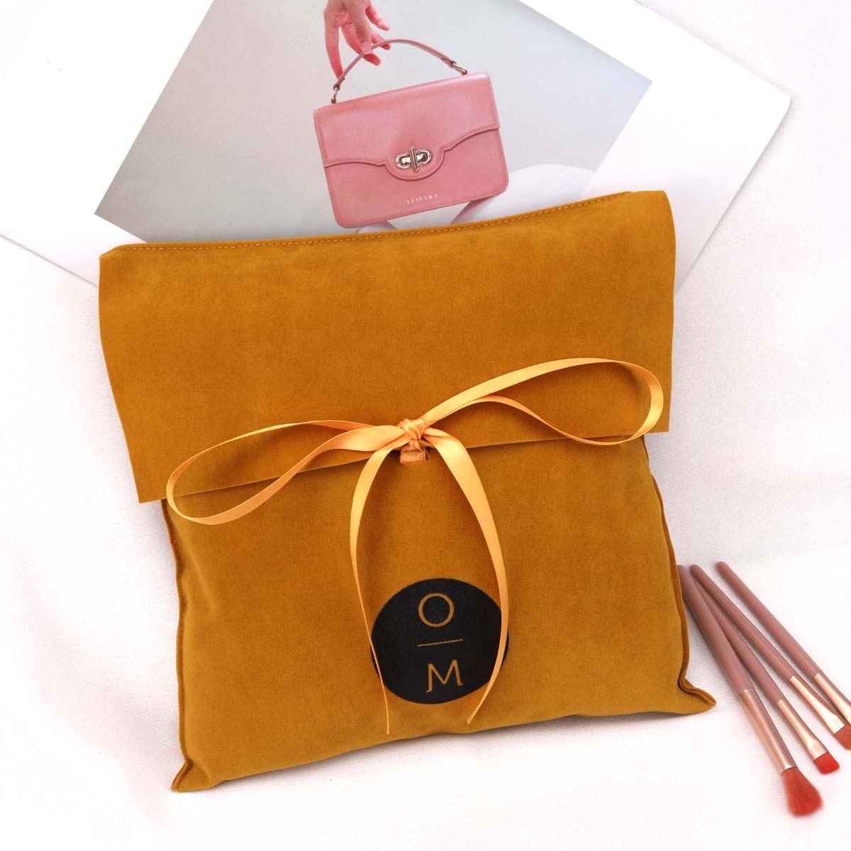 High End Luxury Velvet Envelope Pouch For Wallet Books Custom Logo Printed Reusable Faux Suede Jewelry Gift Envelope Dust Bag