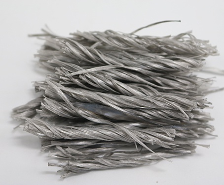 100% Polypropylene fibrillated fibers and a high-performance twisted-bundle macro-monofilament fiber