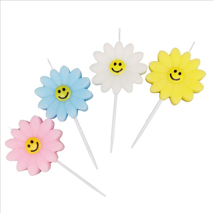 Little daisy flower shape birthday cake decoration candle creative cartoon sunflower smile birthday candle