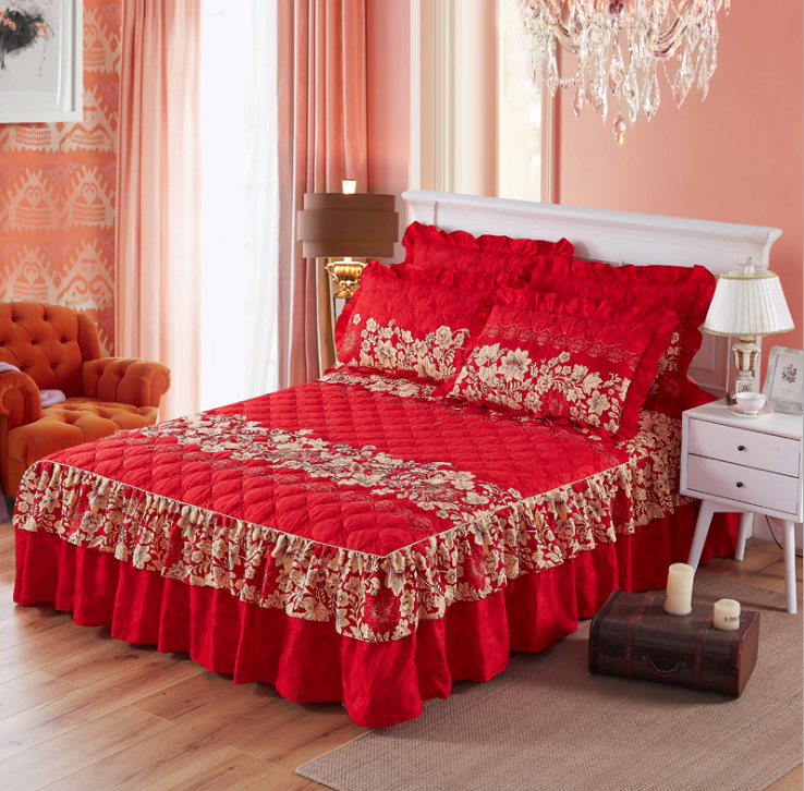 Factory Directly Golden Print Red Wedding Ruffle Bedding Set Door Room Bed Skirt