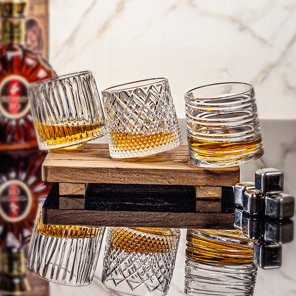 Hot Sell NOVARE Rotating Whiskey Glasses Old Fashioned Whiskey Glass Creative Tumbler Thickened Whiskey Glasses