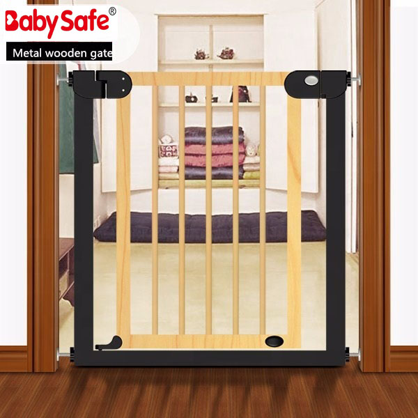 Children Safety Gate Baby Pet Fence Solid Wood Protection Security Stairs Door for kids Dog Cat Isolating Barrier Door