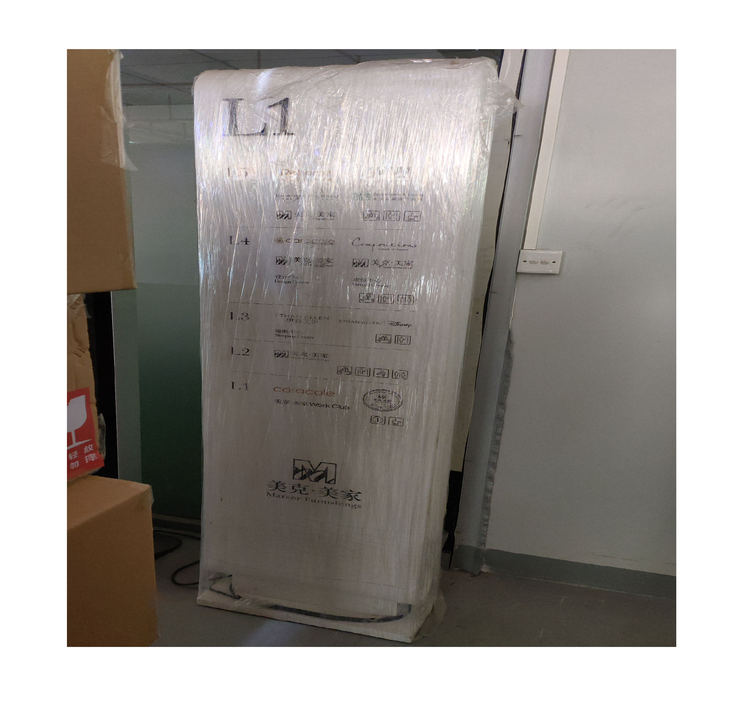 Acrylic Customized Signage for Shopping Mall