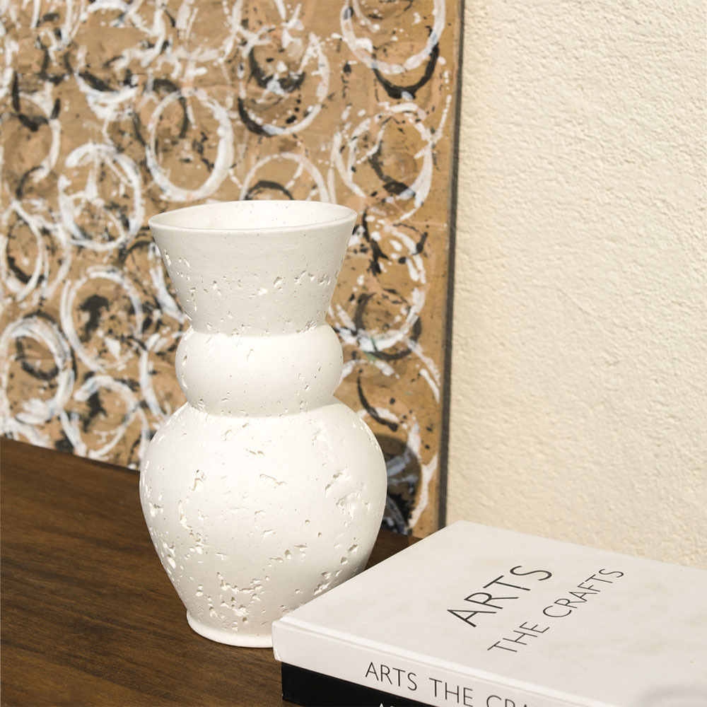 Factory Wholesale Modern Simple Cave Stone Ceramic Art Vase For Home Decoration and Wedding