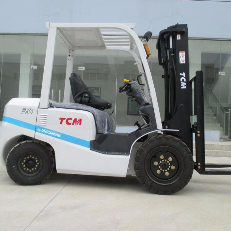 Б/у вилочный погрузчик TCM 3ton, вилочный погрузчик TCM FD30 3ton TCM для продажи
