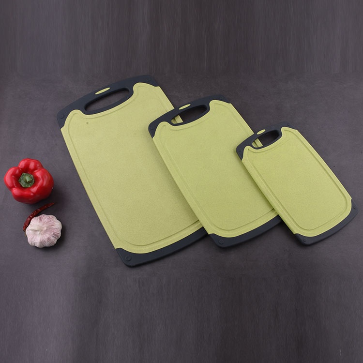 2020 Best Selling Wheat Straw Environmental Friendly New Material 3PCS Anti-skid Kitchen Chopping Board Set