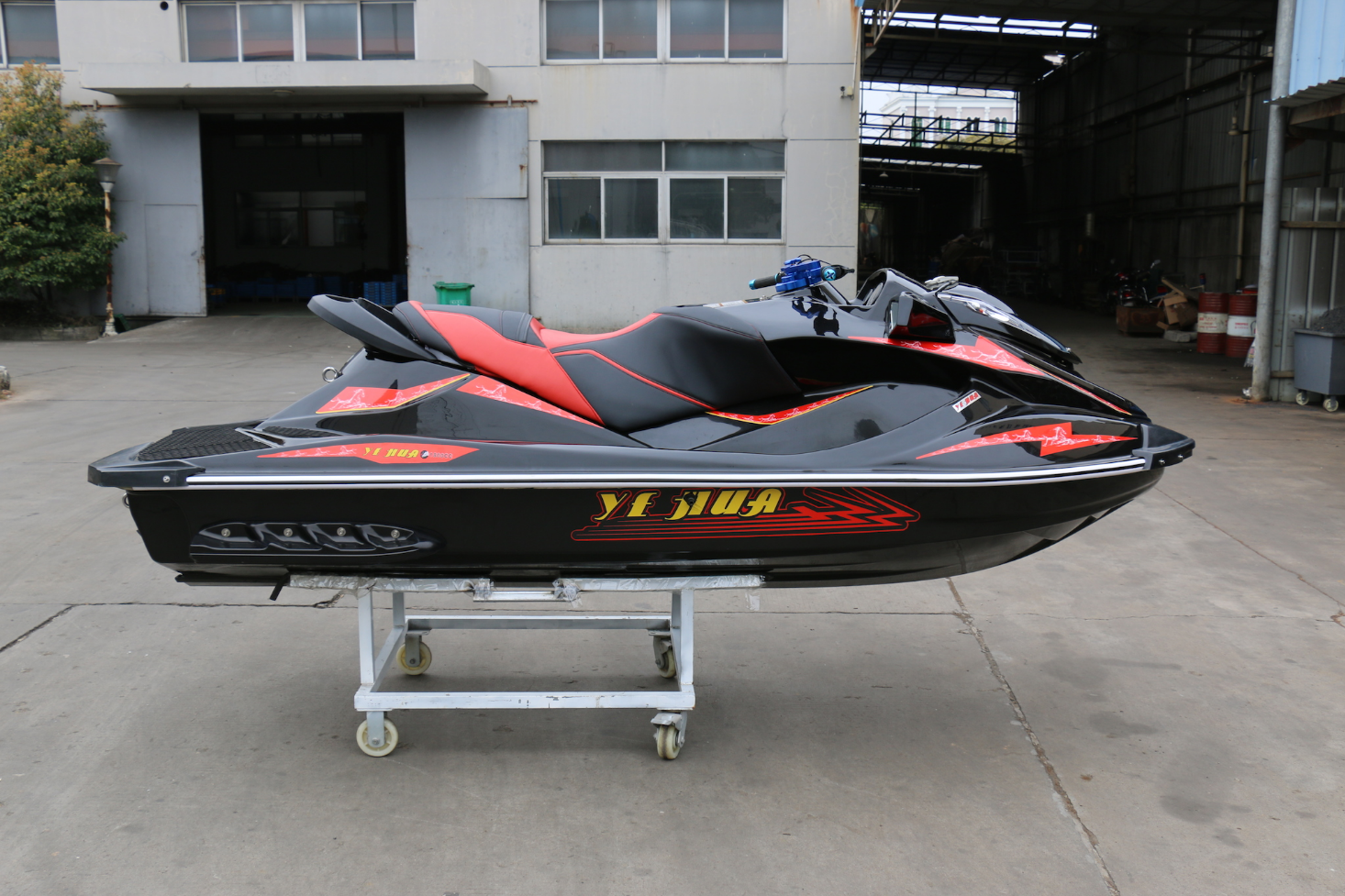 High-Speed 1400CC 4-Stroke Jet Ski Water Sports Product For Rowing Boats