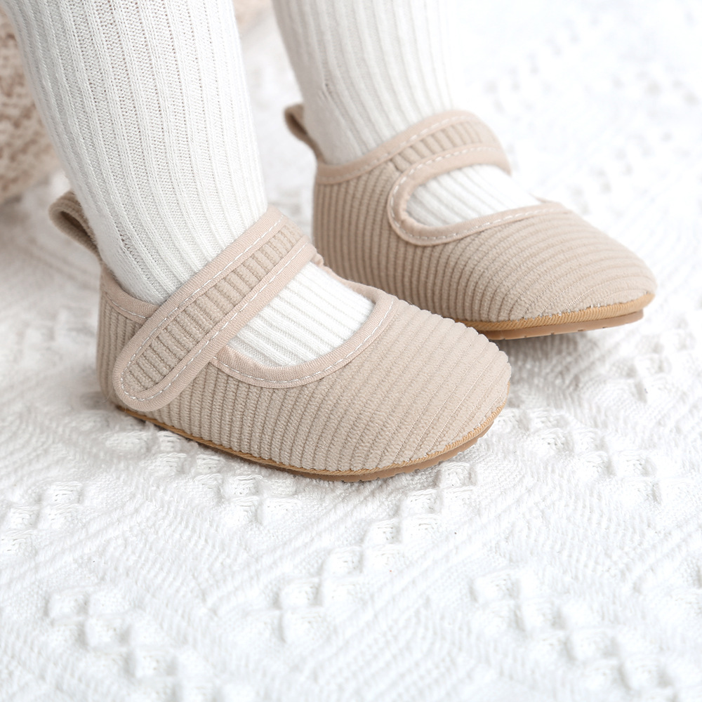 New Arrival Soft Sole Corduroy Resistant Baby Girl Casual Shoes First Walker Pre Walker Non-slip Moccasins Dress Shoes