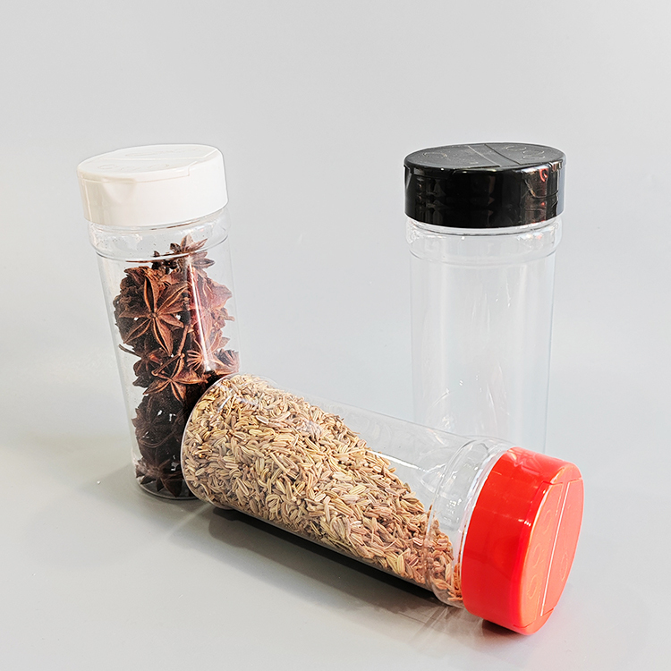 Ready to Ship 154 pack Plastic spice container set 8oz 240ml clear jars with shaker caps for pepper salt packaging