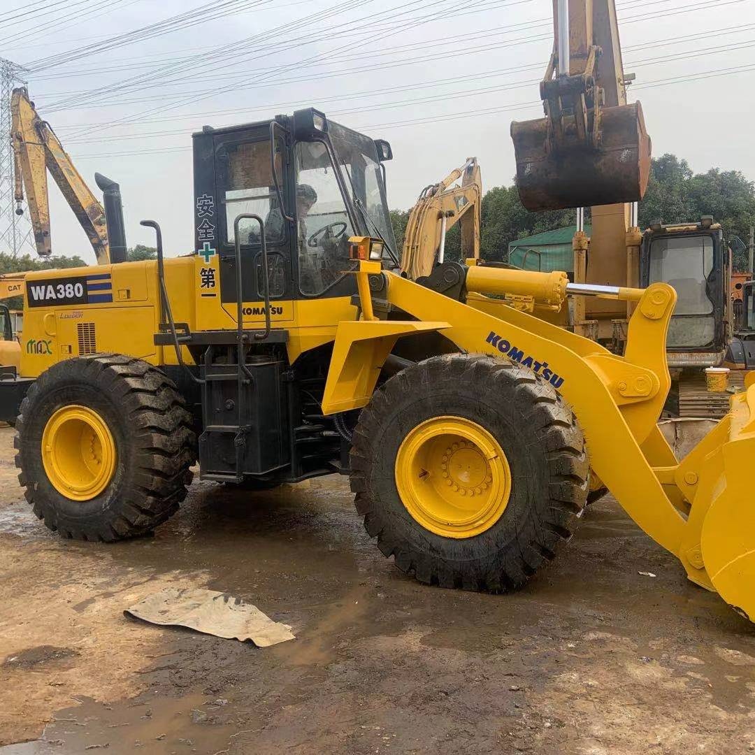 Б/у Komatsu WA380 армейской распродаже komatsu фронтальный погрузчик komatsu wa380-3 погрузчик