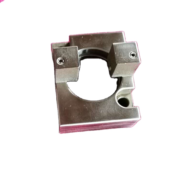 Molds/plastic forming machine