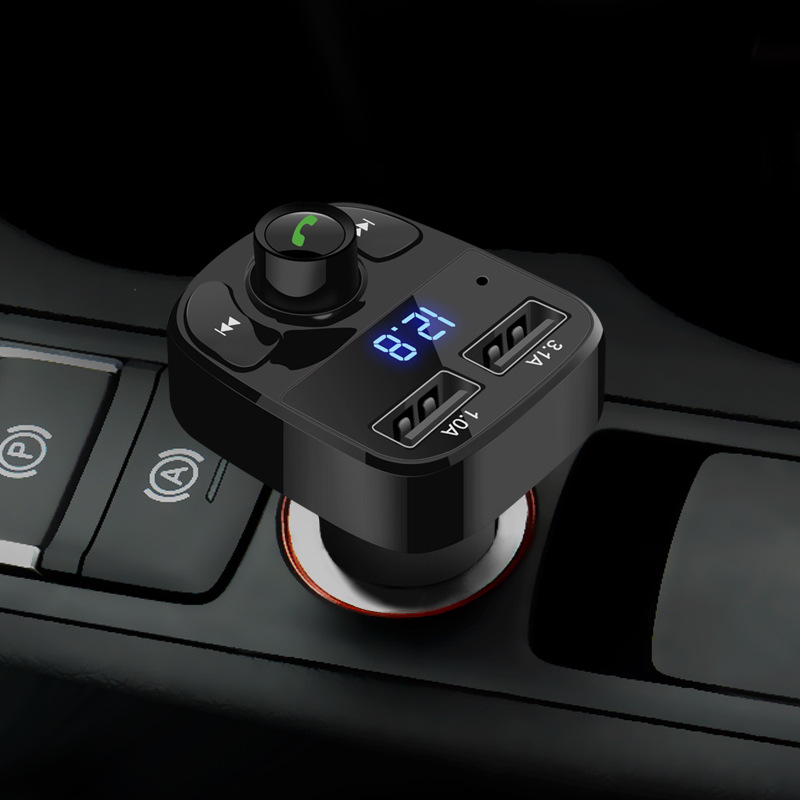 Устройство зарядное автомобильное с 2 USB-портами и FM-модулятором, 3,1 А