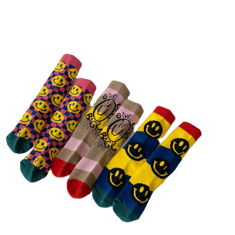 Wholesale children's socks graffiti cartoon smiley socks Fashion cotton Unisex children's long tube socks