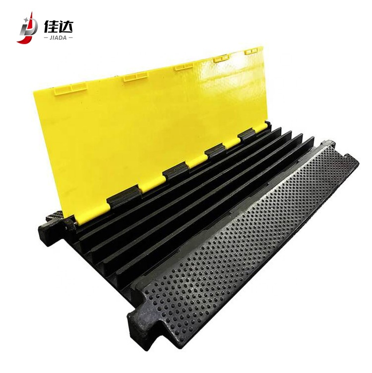 Heavy duty 5 канал провода шланг шнур Защитная крышка из ПВХ резиновый валик скорости защиты пандус кабеля защищает кабель протектор