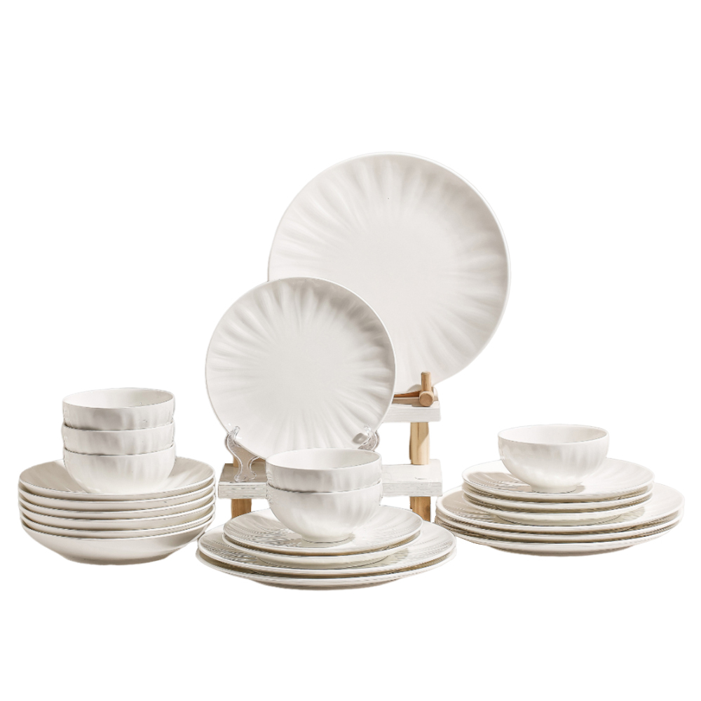 24 Pcs Tableware In Stock European Style New Bone china Dinnerware Creative Plates Set Dinnerware