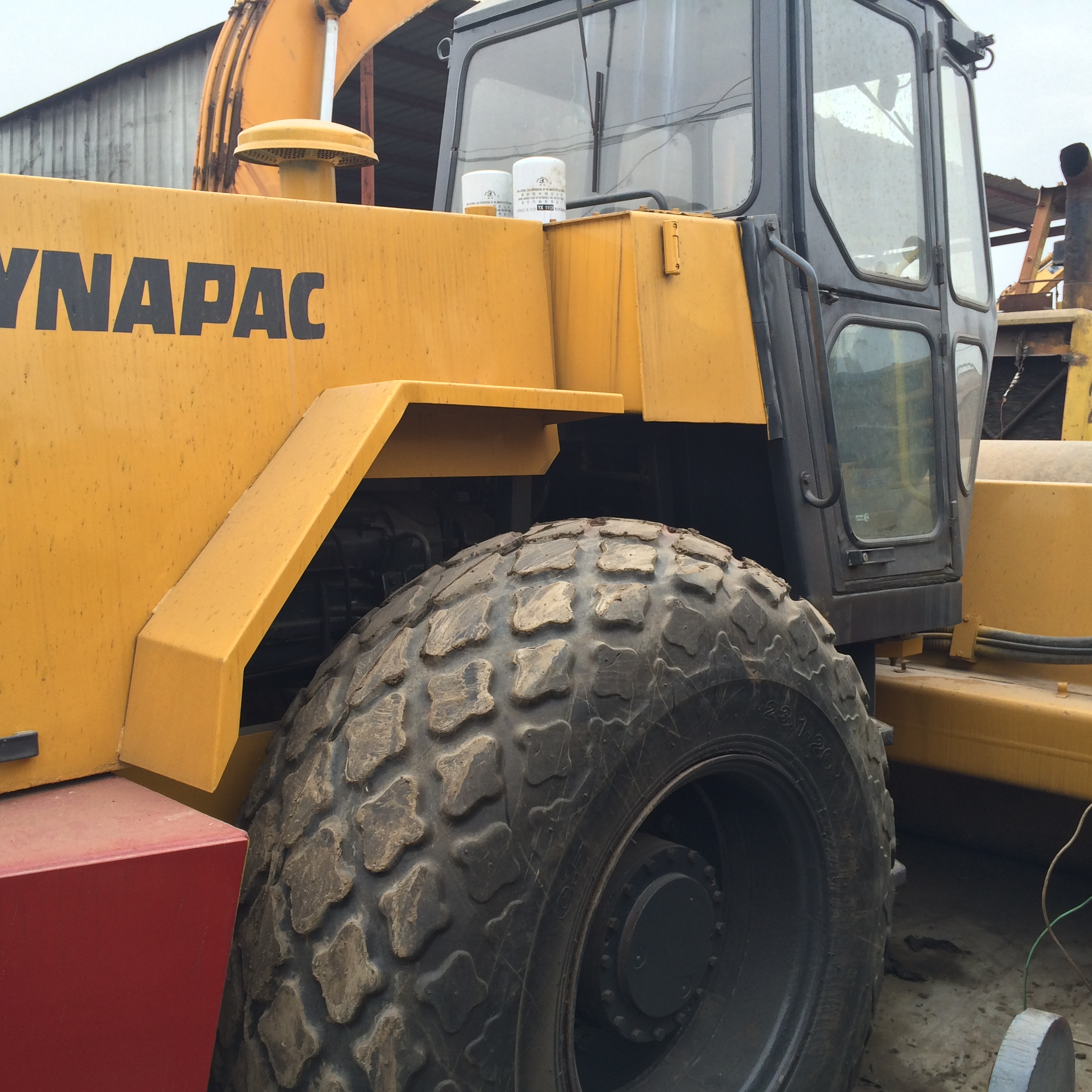 Подержанные однобарабанные дорожные катки Dyanapac Ca30d Ca25D на продажу