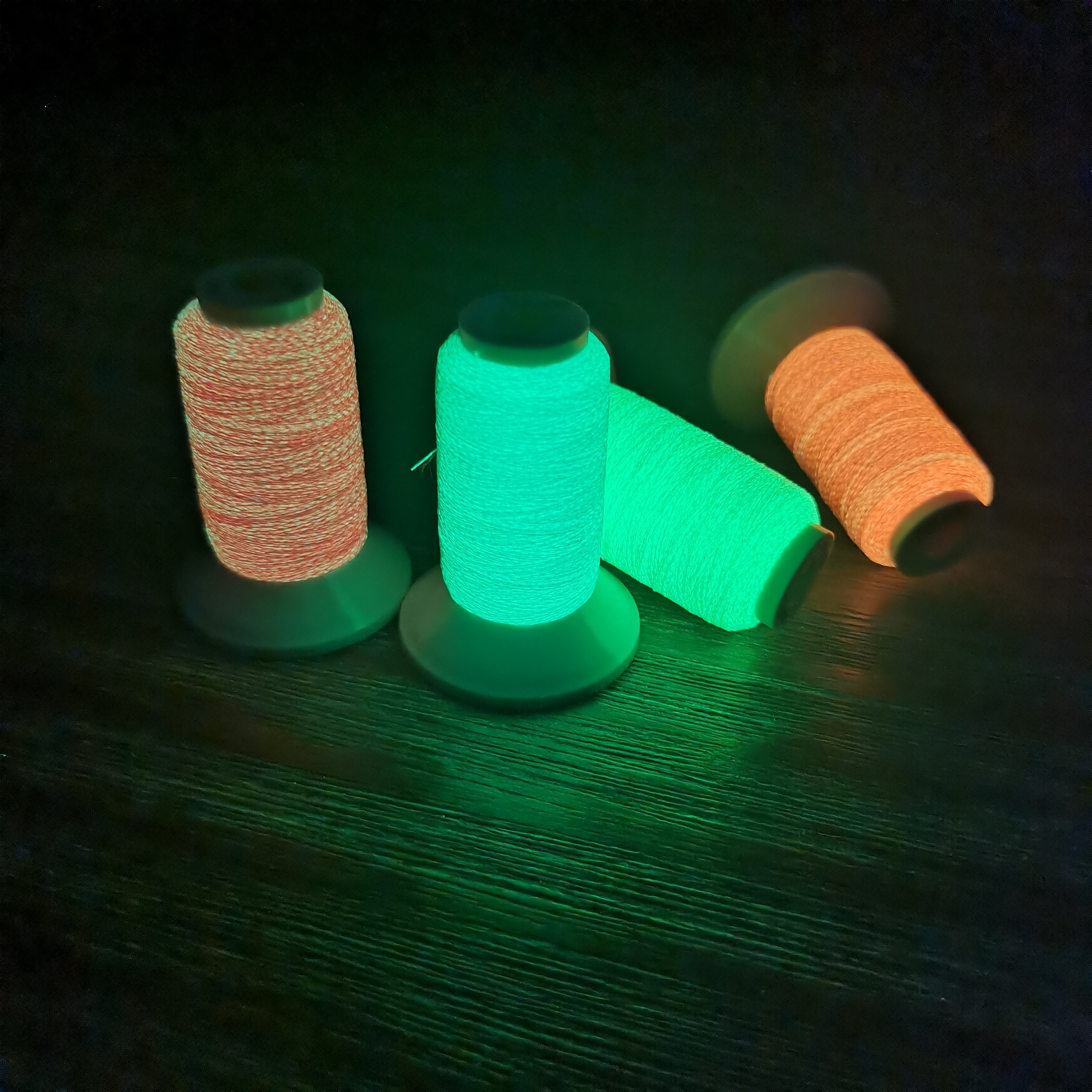 Metallic Glow In The Dark Embroidery Thread Luminous Sewing Thread Luminous Sewing Kits Hand Embroidery Durable