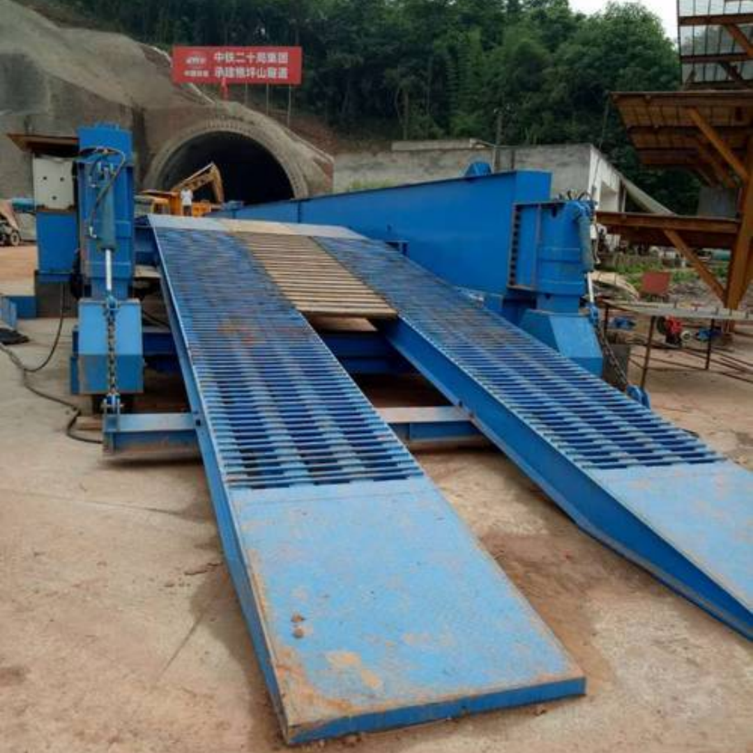 Self-Propelled Invert Trestle Construction/Formwork Materials For Building Projects
