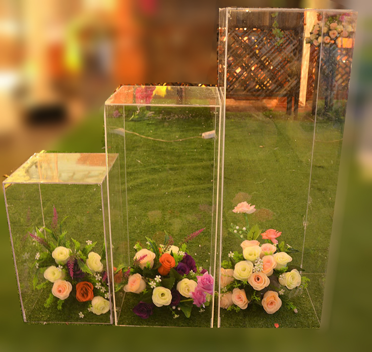 Set of 4 Clear Acrylic Square Plinth Acrylic Display Pedestal Wedding Plinth Acrylic Cylinder Pedestal Stand for Wedding