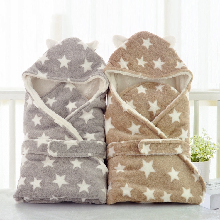 Factory direct selling baby swaddling printed blanket thickened baby holding blanket can be customized