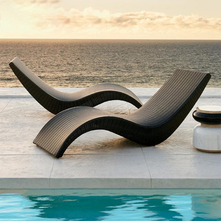 Outdoor Courtyard Rattan Lounge Chair Villa Swimming Pool Bed Rattan Beach Lounge Chair