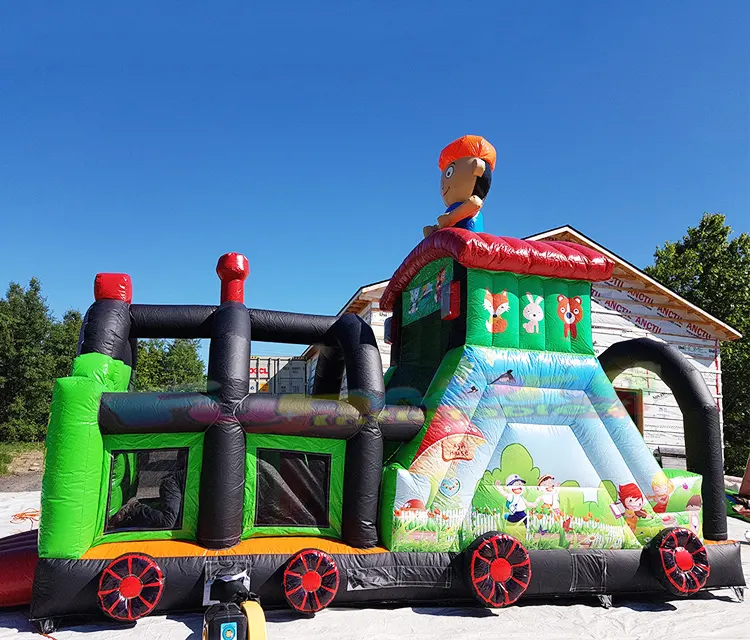 Customize character theme chateaux gonflables bounce house commercial combo inflatable train obstacle course