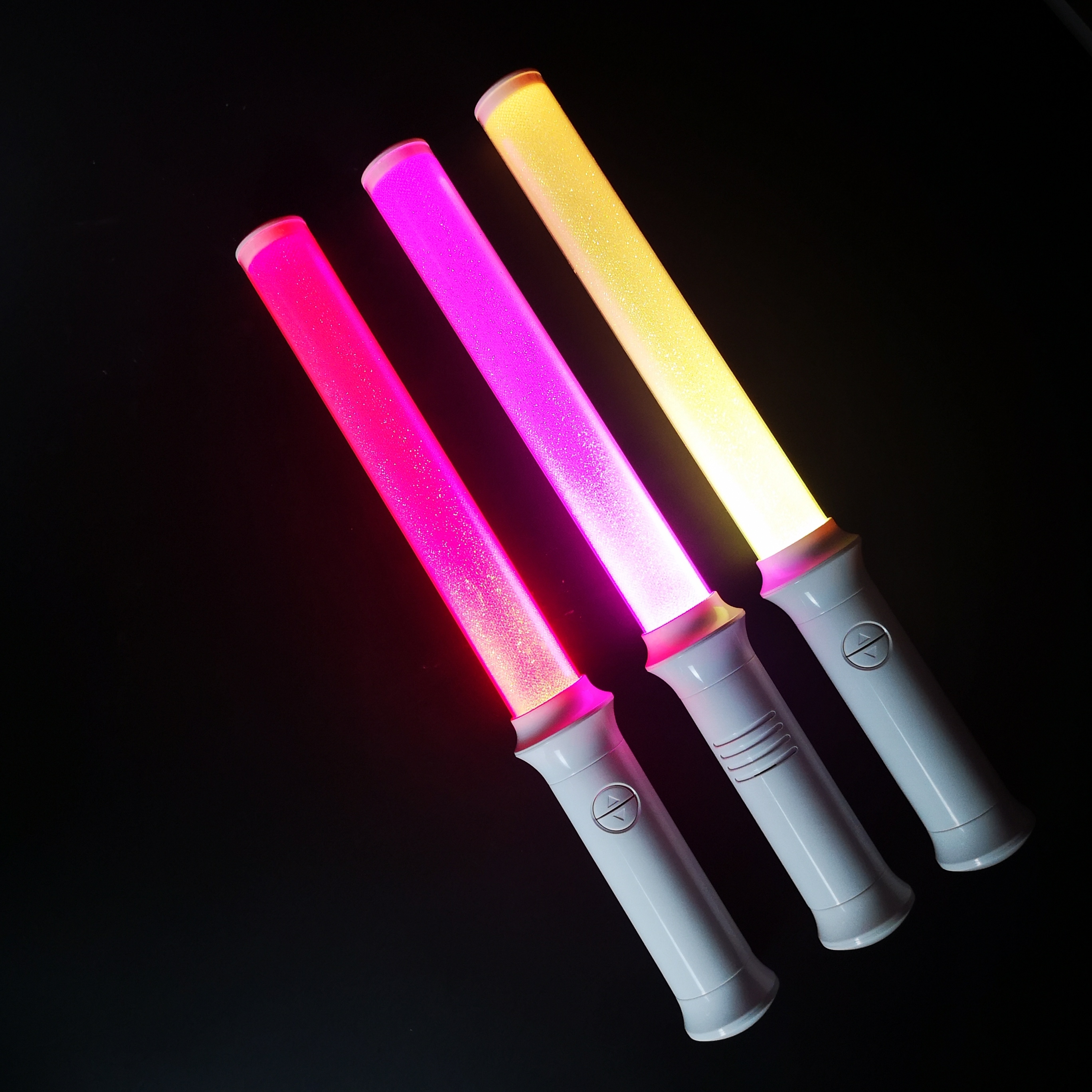 Carnival Halloween neon party supplies Plastic glow sticks wedding concert
