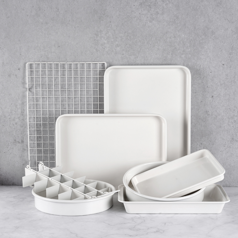 High quality white 6 piece reusable carbon steel bakeware set cake baking tray pans set for cakes nonstick