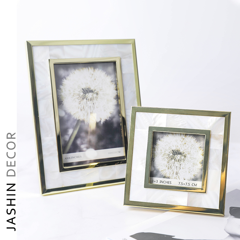 new design Good Attractive Shell metal Design Photo Frame velvet backing Picture Frame