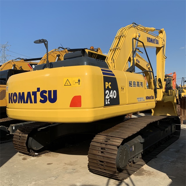 Прочная гидравлическая система использованы японский оригинал komatsu pc240 б/у экскаватор-погрузчик для продажи, 24 тонн komatsu PC240LC-8 экскаватор для продажи